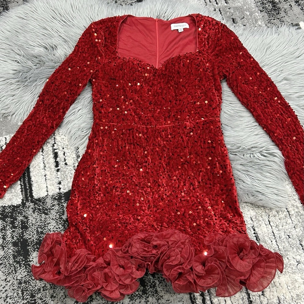 Faeriesty Women's Red Sequin Long Sleeve Mini Dress Size Medium - Picture 2 of 5